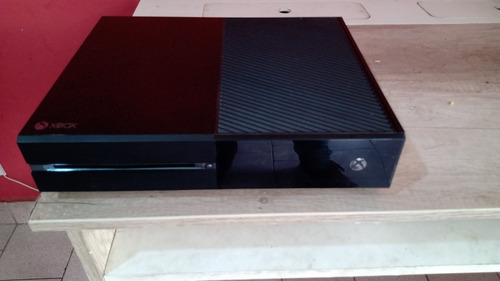 Xbox One 500gb + 1 Joystick + Juegos + Disco 1tb