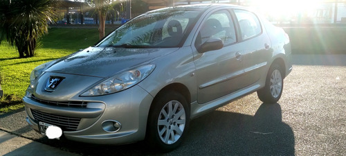 Peugeot 207 1.6 Sedan Xt