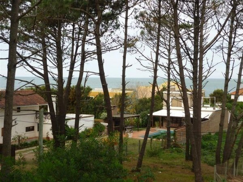 Casa En Venta De 4 Dormitorios En Montoya