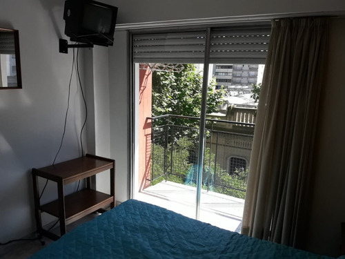 Imagen 6 de 9 de Departamento 2 Ambientes C/ Dependencia