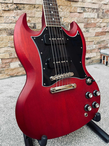 EpiPhone Sg Classic Worn P90 Inspired By Gibson