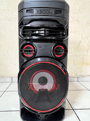 Torre De Sonido LG Xboom Rn7 Negro 110v (Usado)