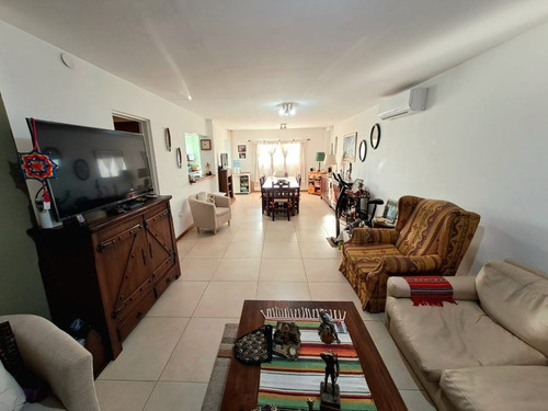 Imagen 2 de 14 de Departamento En Venta En Ituzaingo Norte