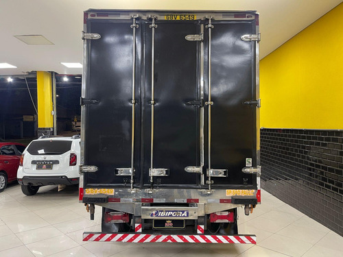 Iveco Daily 35s14 2018 *refrigerada Com Gancheira