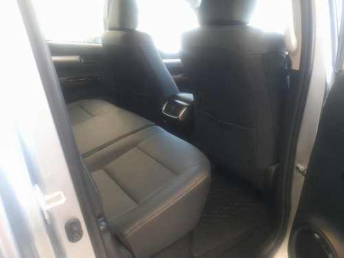Toyota Hilux Pick-Up 2.8 Cd Srx 204Cv 4X4 At