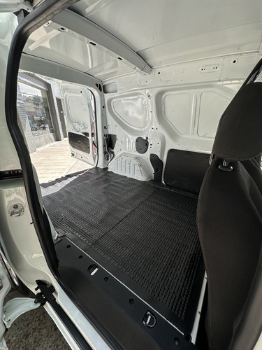 Renault Kangoo Ii Express 1.6 Sce Confort