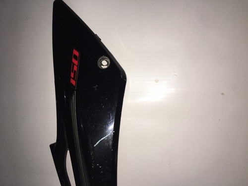 Imagen 6 de 9 de Tapa Lat Trasera Der Negro Gris Zr 150 Con Detalle Zanella