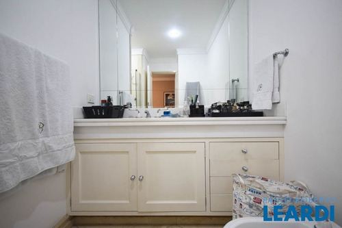 Imagem 13 de 15 de Apartamento - Moema Pássaros - Sp - 562834