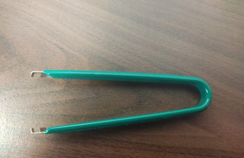 Imagen 1 de 1 de Extractor De Teclas - Alicate Antiestático
