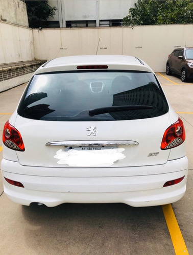 Peugeot 207 1.4 Active Flex 4p 2014