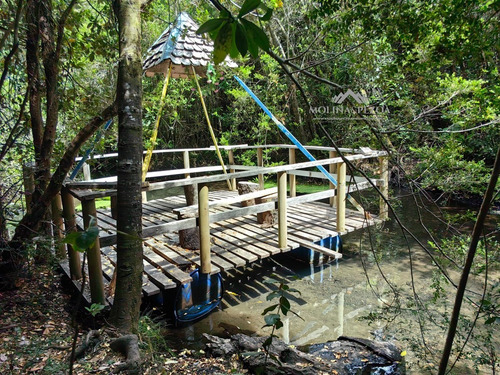 Parcela Con Cabañas En Curacautín