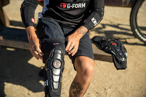 Joelheiras G-form Pro-x3 Smartflex MTB, cor preta, tamanho Xs