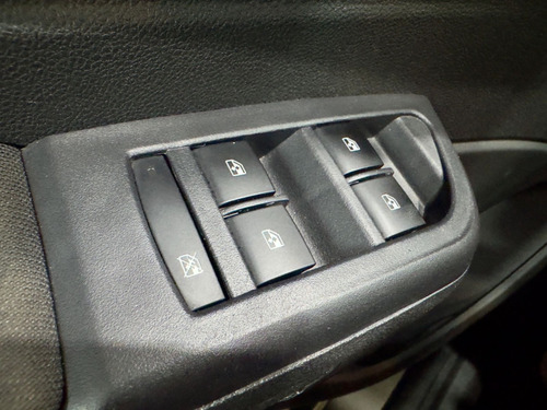 Chevrolet Onix 1.4 MPFI LT 8V FLEX 4P MANUAL
