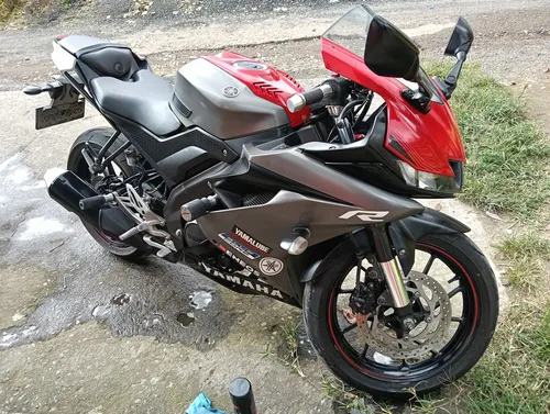 Yamaha R15 V3