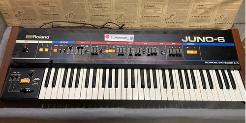 Roland Juno-6 Polyphonic Synthesizer Polysix Vintage