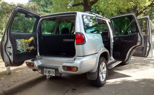 Nissan Terrano II 2.7 I Luxury