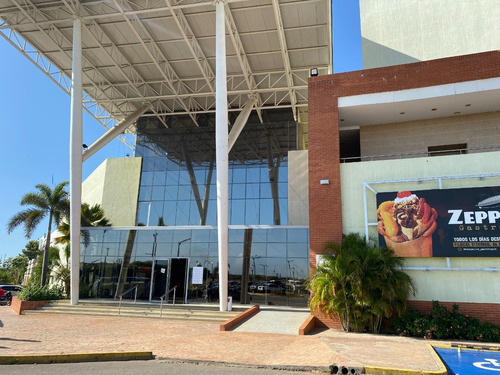 Imagen 4 de 30 de En Alquiler Bonito Y Equipado Local En Las Virtudes En Punto Fijo