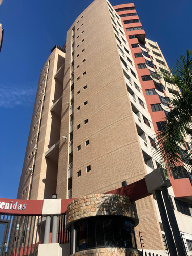 Apartamento Ubicado En El Parral, Residencias 4 Avenidas