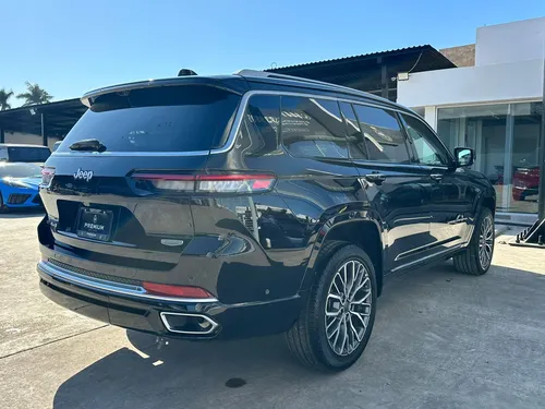 Jeep Grand Cherokee 5.7 Summit Elite Plinum 4x4 At