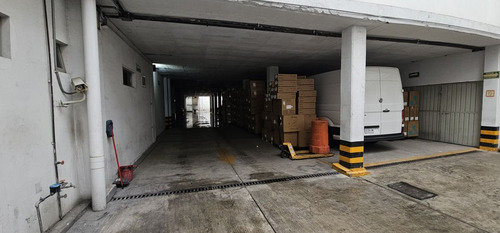 Bodega 3715m2 En 3 Niveles Con 52 Estacionamientos