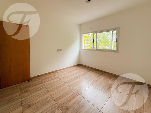 Venta En Bloque - Complejo De 3 Duplex - Castelar Sur