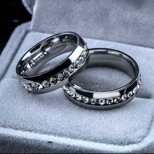 Imagen 2 de 6 de Anillo De Compromiso Acero Titanio C/estuche Tallas 5,6,7,8