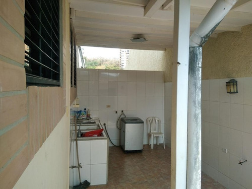 Imagen 16 de 18 de Eloisa Mejia Rentahouse Vende Townhouse En El Parral Valencia 22-9386