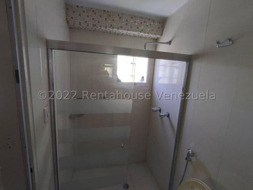 Imagen 15 de 19 de Vendo Apartamento En Urbanizacion Los Roques (intercomunal Turmero) Codigo 23-1127 Carlos M. 04243535083