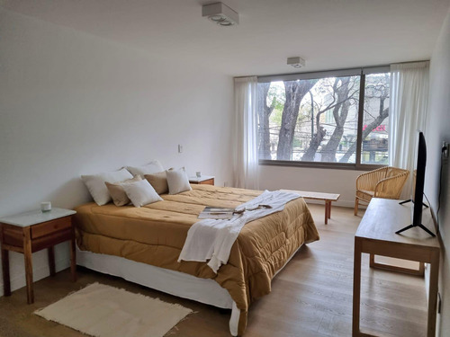 Venta Planta Baja Con Jardín San Isidro En Acassuso