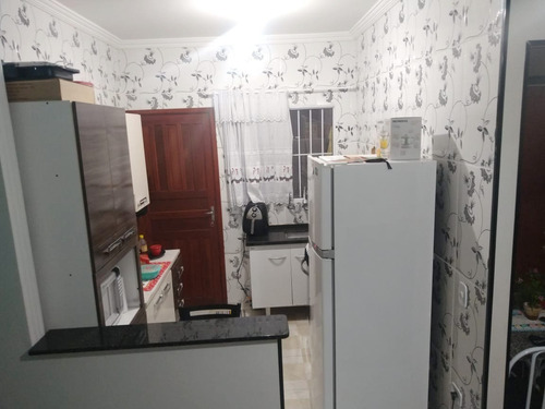 Imagem 9 de 14 de Casa Condomínio 2 Dormitórios 1 Vaga Jardim Esmeralda