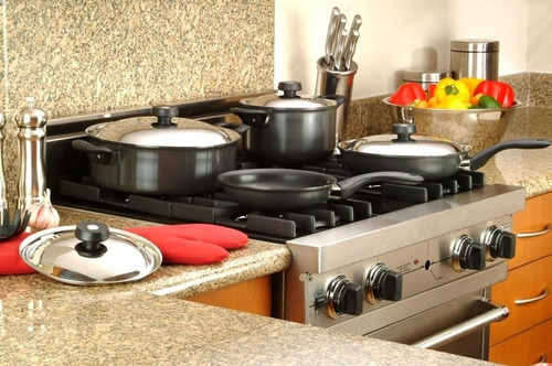 Imagen 2 de 10 de Batería De Cocina Perdura, Línea Professional 8 Piezas