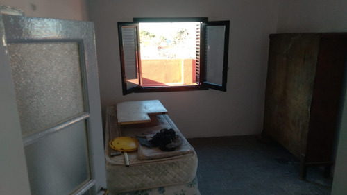 P.h. Tipo Casa 4 Ambientes Mas Dependencia, Floresta.
