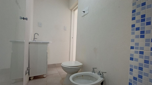 Venta Departamento 2 Ambientes Con Balcón Morón