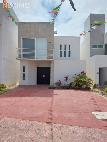 Imagen 1 de 17 de Casa En Venta En Supermanzana 320, Quintana Roo