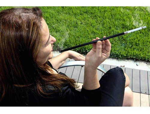 Imagem 3 de 4 de Piteira Longa Para Cigarro Preta Permanente Unidade