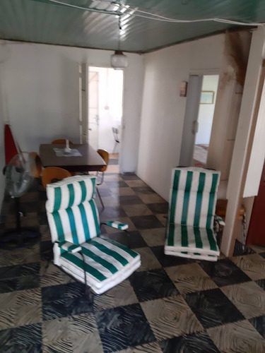 Imagen 3 de 14 de Casa Cuchilla Alta P/5 C/patio Y Parrillero