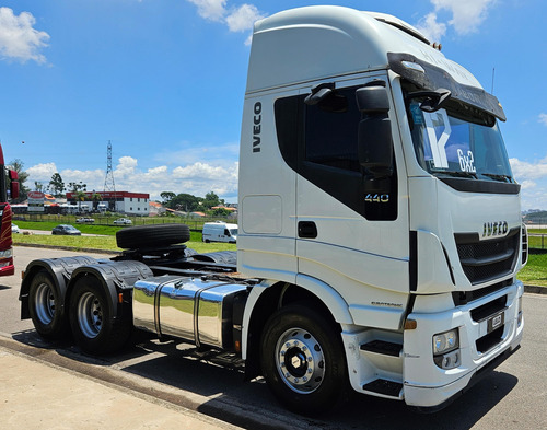 Iveco Hiway 6x2 Ano 17 Teto Alto Automático Ar Condicionado