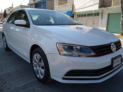 Volkswagen Jetta 2.0 L4 At 113 hp