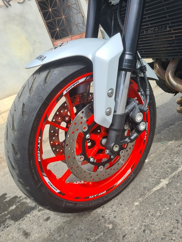 Imagem 4 de 8 de Yamaha Mt09 Naked 850cc