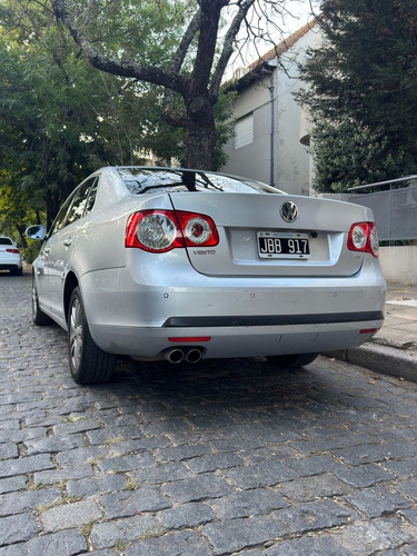 Volkswagen Vento 2.5 Luxury Tiptronic 170cv