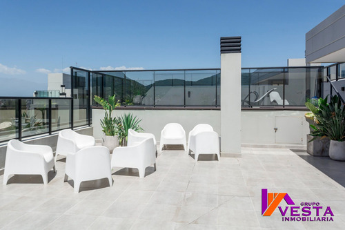 Venta Departamento De Categoria 1 Piso Con Cochera