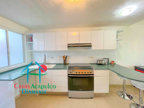 Cad Villas Playa Diamante 81. Terraza Con Jardín Y Acceso Directo A La Alberca Del Condominio