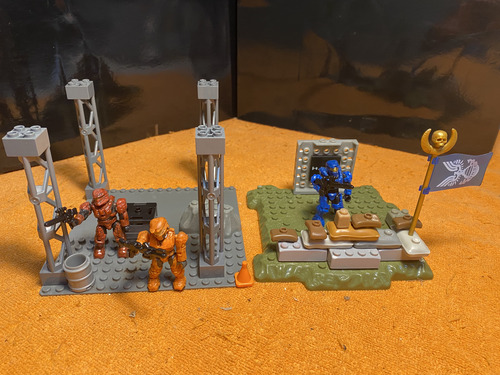 Megabloks Mega Construx Halo Battle Stage (12) (Usado)