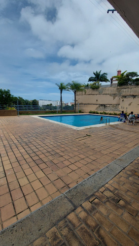 Imagen 13 de 14 de Se Ofrece Hermoso Apartamento Duplex