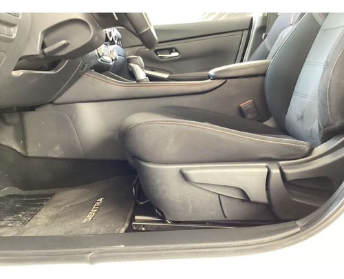 Nissan Sentra 2.0 SR Bi-Tono At