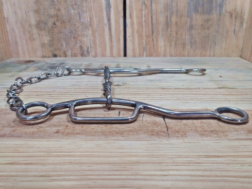 Bridao Levantado Inox Para Cavalo Bocal Torcido Articulado