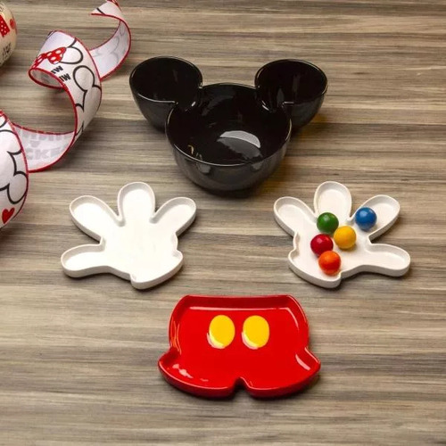 4 Platos Ceramica Disney De Postre Mickey Mouse Color Negro