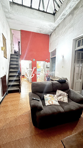 Casa Venta Propiedad Horizontal Independiente Al Fondo Tres Cruces Azotea