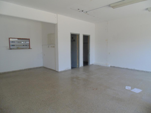 Imagen 3 de 9 de Local Céntrico. Inversión