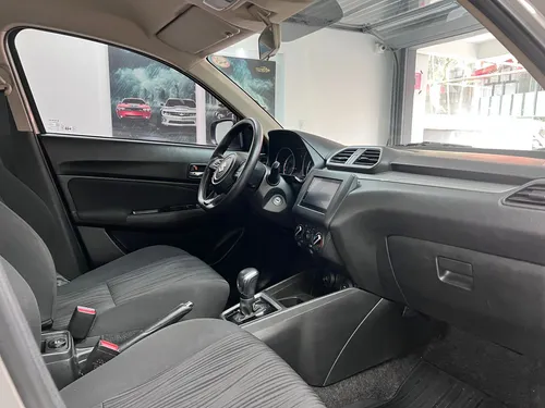 Suzuki Swift Dziere AT 2023